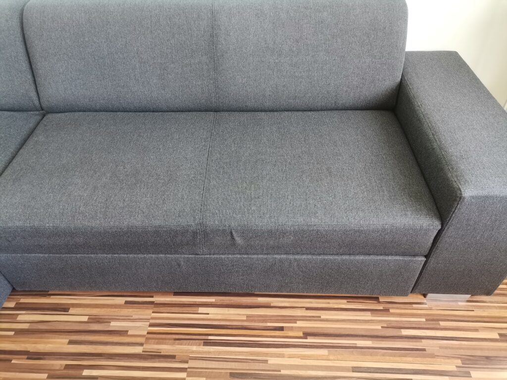 Sedacia súprava vyčistená tepovaním, obnovená a osviežená profesionálnym čistením TepovanieBob v okolí Šaľa, Galanta, Nitra.